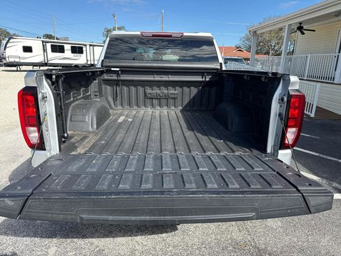 Used 2022 GMC Sierra 1500 Elevation image 23