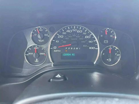 Used 2013 Chevrolet Express 3500 image 6