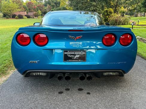 Used 2009 Chevrolet Corvette ZR1 w/ Preferred Equipment Group RWD image 28