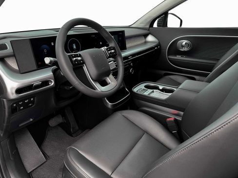 New 2026 Hyundai Ioniq 9 SEL image 14