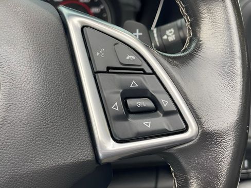 Used 2022 Chevrolet Camaro LT image 21