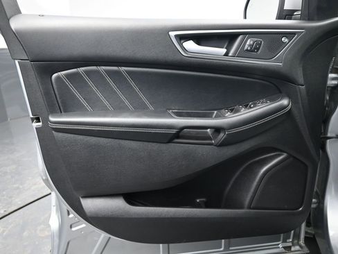 Used 2020 Ford Edge ST w/ Equipment Group 401A image 27