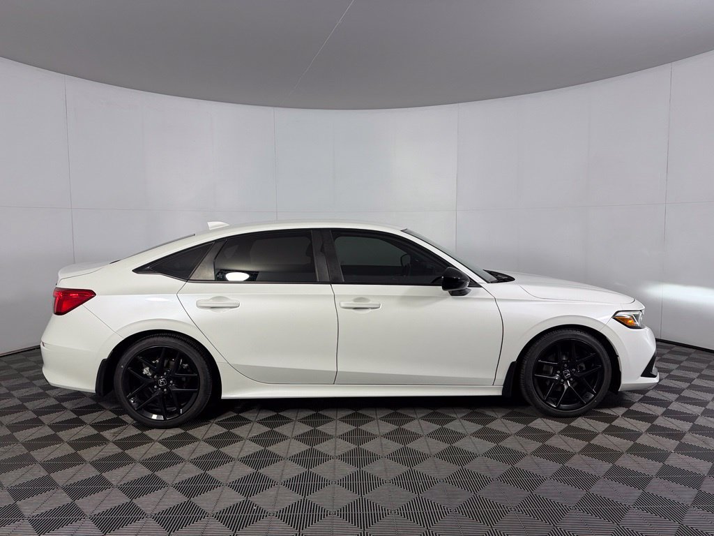 Used 2022 Honda Civic Sport image 4