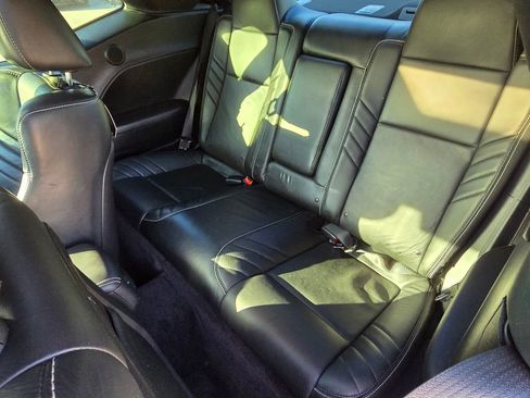 Used 2018 Dodge Challenger SRT Hellcat image 38