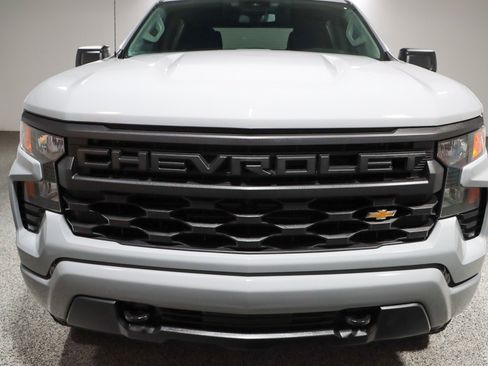 Used 2024 Chevrolet Silverado 1500 Custom AWD/4WD image 4