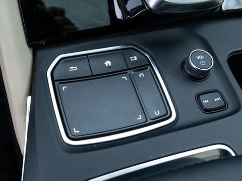 Certified 2023 Acura MDX SH-AWD w/ Technology Package image 32