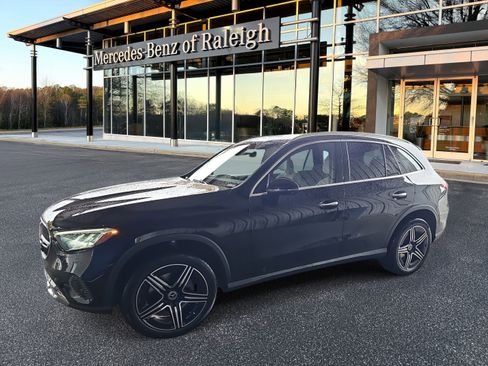 New 2026 Mercedes-Benz GLC 300 image 1