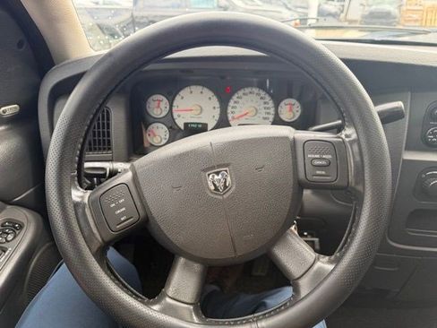 Used 2005 Dodge Ram 1500 Truck SLT image 15