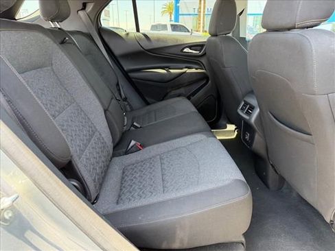 Certified 2024 Chevrolet Equinox LT FWD image 10