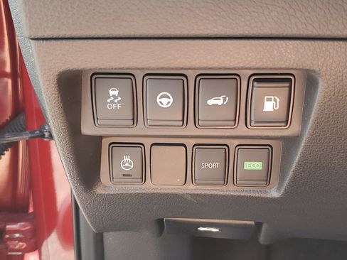 Certified 2020 Nissan Rogue SV w/ Premium Package image 26