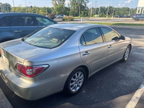 Used 2003 Lexus ES 330 FWD image 4