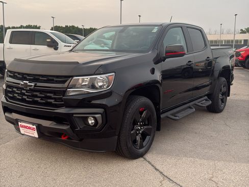 Certified 2021 Chevrolet Colorado LT w/ Redline Special Edition AWD/4WD image 2