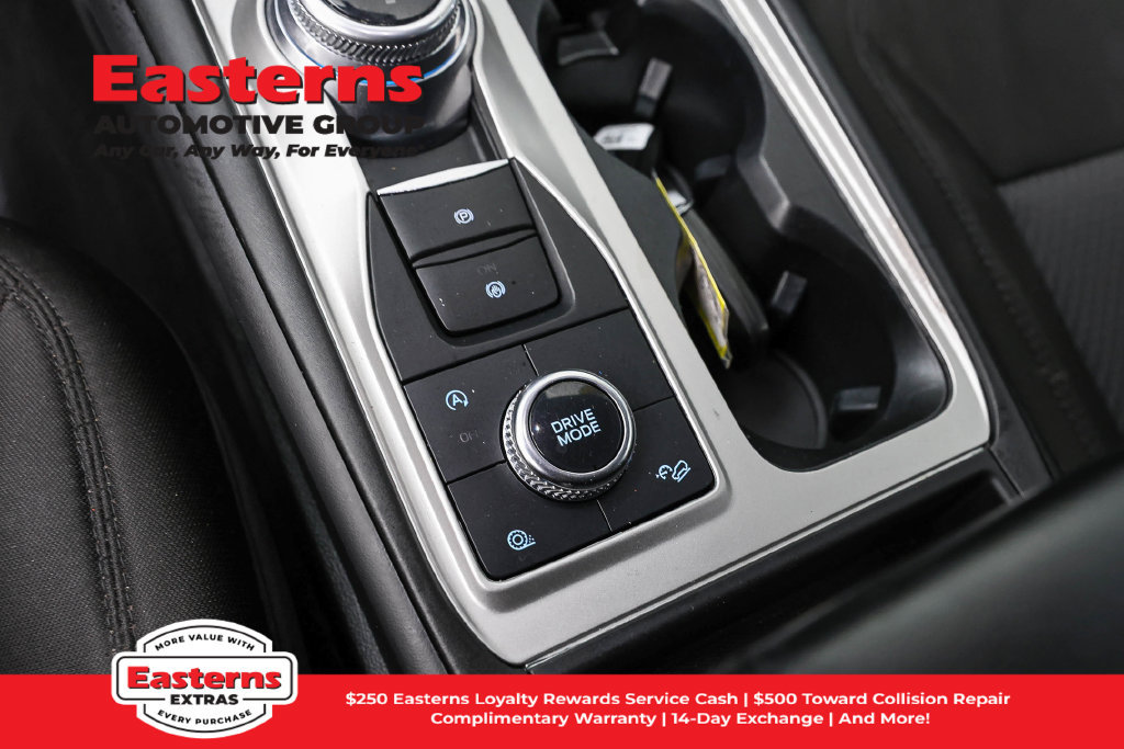 Used 2023 Ford Explorer XLT AWD/4WD image 22