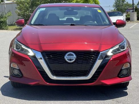 Used 2020 Nissan Altima 2.5 Platinum FWD image 16