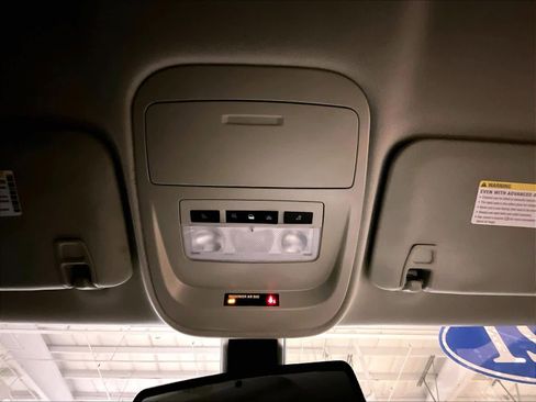 Used 2021 Chevrolet Colorado LT w/ LT Convenience Package image 22