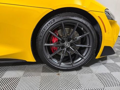 Used 2023 Toyota Supra Premium image 11