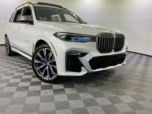 Used 2022 BMW X7 M50i w/ Dynamic Handling Package AWD/4WD image 47