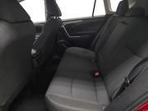 Used 2022 Toyota RAV4 LE image 12