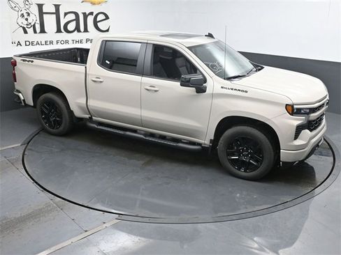 New 2026 Chevrolet Silverado 1500 RST w/ Dark Appearance Package image 16