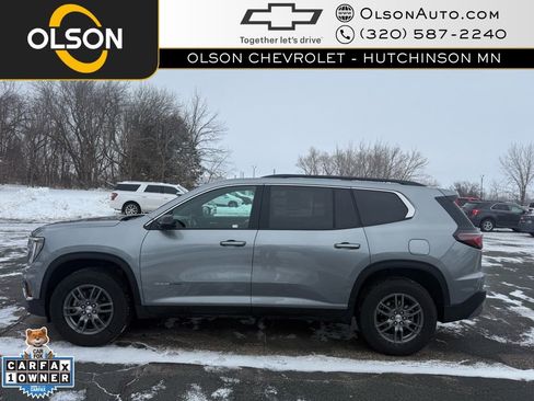 Used 2025 GMC Acadia Elevation image 2