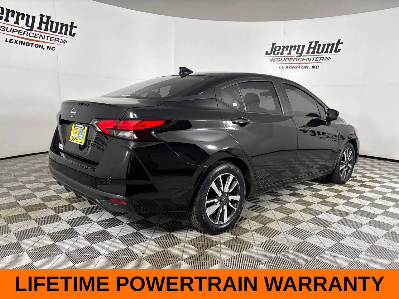 Used 2025 Nissan Versa SV w/ Trunk Package FWD image 6