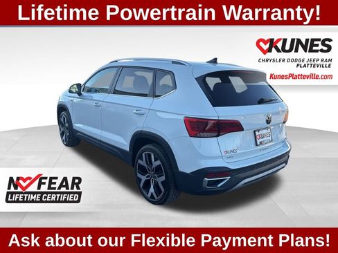 Used 2023 Volkswagen Taos SEL image 7