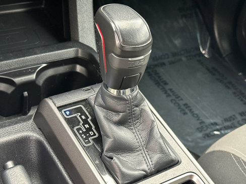 Used 2023 Toyota Tacoma 4x4 Double Cab image 20