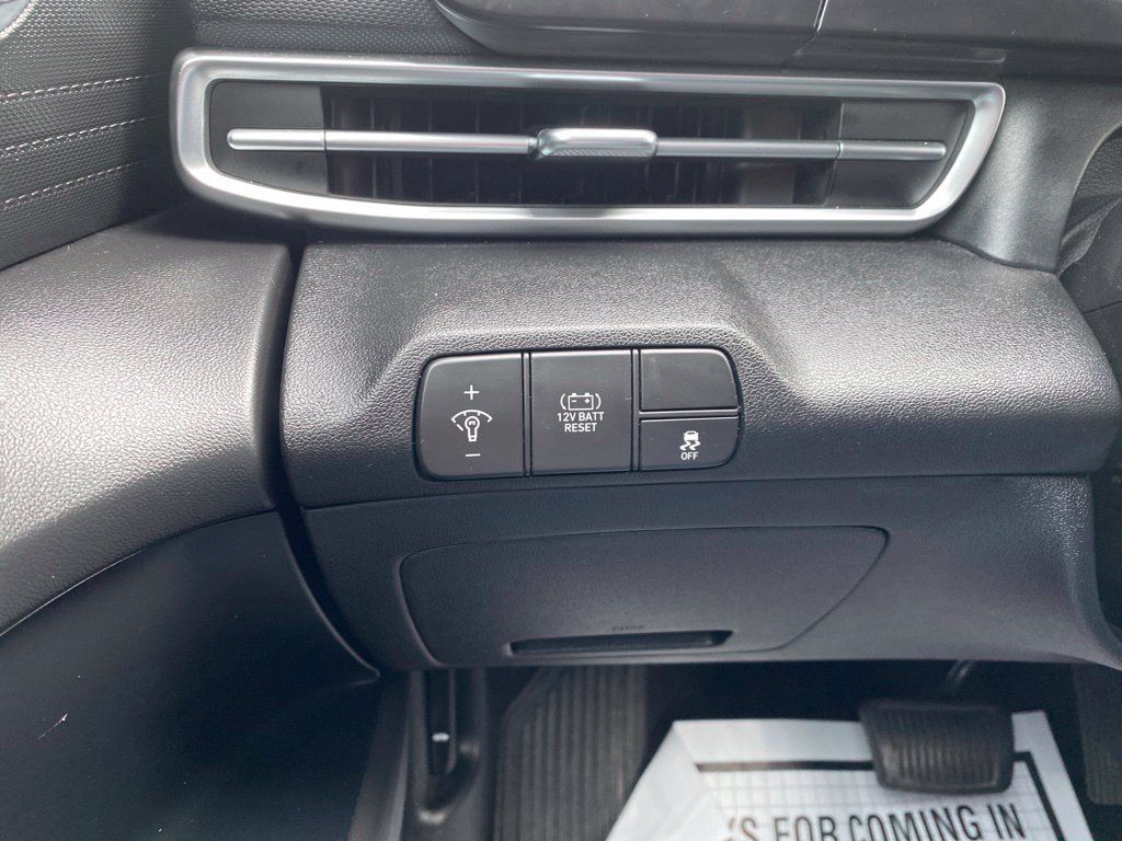Certified 2026 Hyundai Elantra Hybrid FWD image 23