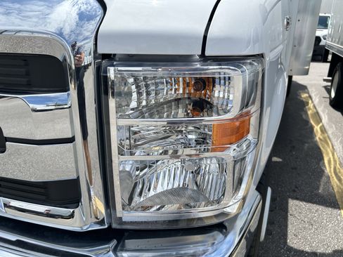 New 2026 Ford E-350 and Econoline 350 Super Duty w/ Power Equipment Group image 16