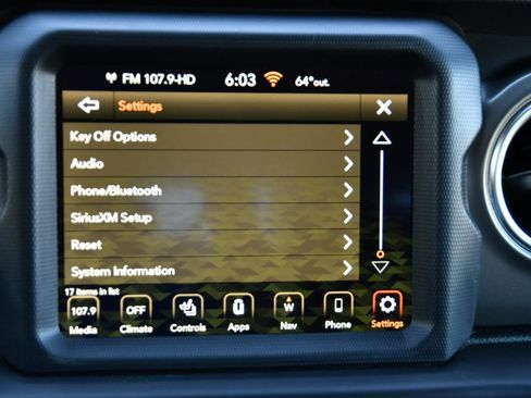 Used 2023 Jeep Wrangler Unlimited Rubicon 4xe w/ Cold Weather Group AWD/4WD image 21