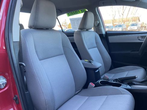 Used 2015 Toyota Corolla LE image 37