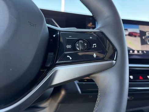 Used 2025 BMW 530i image 23