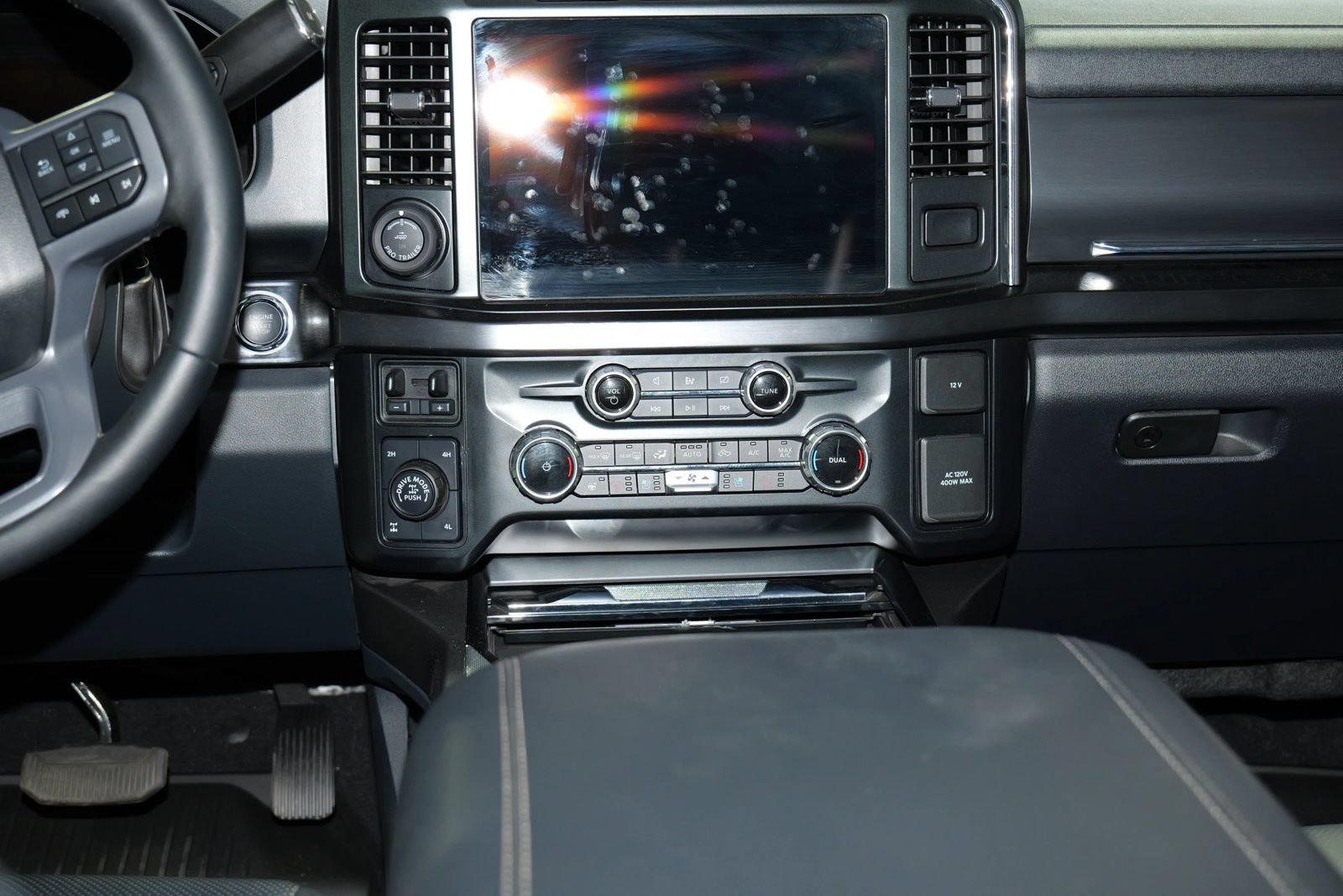 Used 2023 Ford F250 Lariat w/ Lariat Ultimate Package AWD/4WD image 20