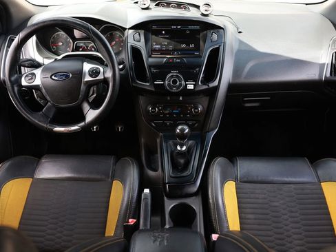 Used 2013 Ford Focus ST FWD image 2