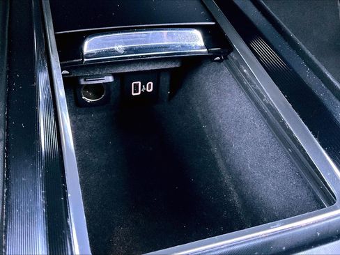 Used 2021 Lincoln Corsair FWD image 29