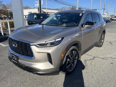 Certified 2025 INFINITI QX60 Luxe image 7