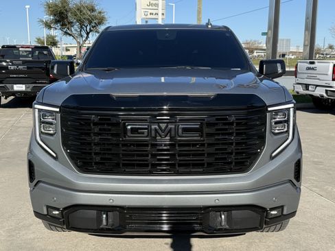 Used 2025 GMC Sierra 1500 Denali Ultimate image 9