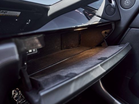 Used 2015 Rolls-Royce Wraith image 68