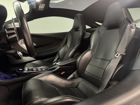 Used 2022 McLaren GT RWD image 11