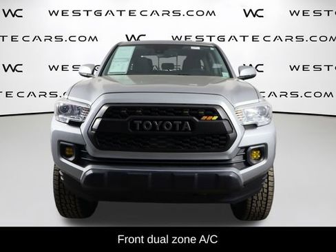 Used 2022 Toyota Tacoma SR5 w/ Technology Package RWD image 2