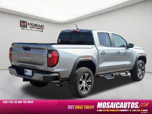 Used 2024 GMC Canyon AT4 w/ AT4 Premium Package AWD/4WD image 7