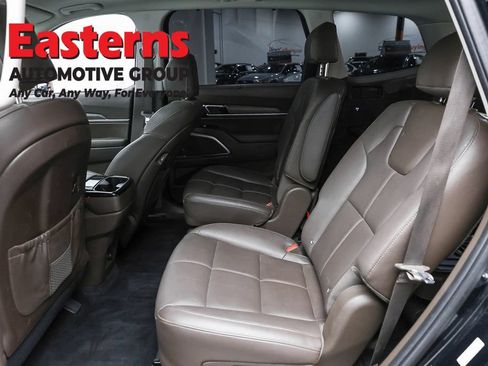 Used 2021 Kia Telluride SX w/ Towing Package AWD/4WD image 26