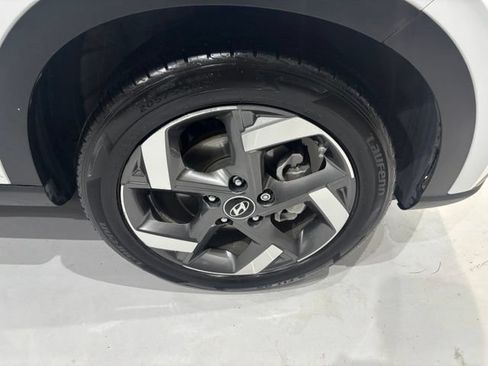 Used 2021 Hyundai Venue SEL FWD image 37