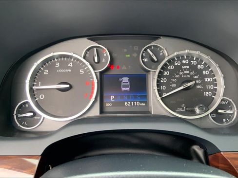 Used 2014 Toyota Tundra Limited w/ Limited Premium Package AWD/4WD image 23