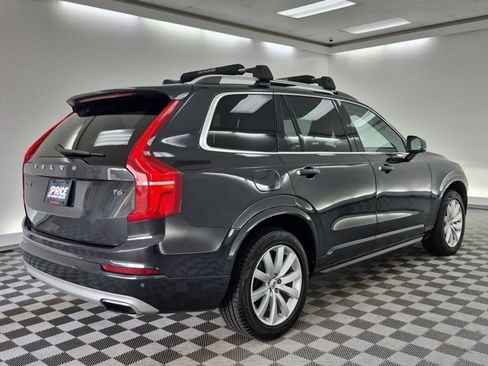 Used 2017 Volvo XC90 T6 Momentum w/ Vision Package AWD/4WD image 5