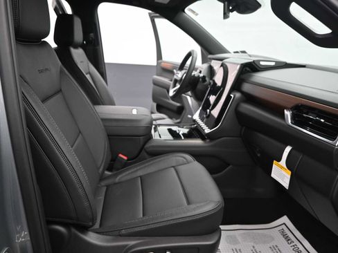 New 2026 GMC Yukon XL Denali w/ Sun & Power Step Package image 21