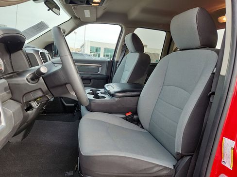 Used 2024 RAM 1500 Classic SLT image 13