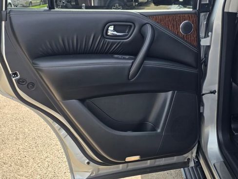 Used 2020 Nissan Armada Platinum w/ Interior Lighting Package image 18