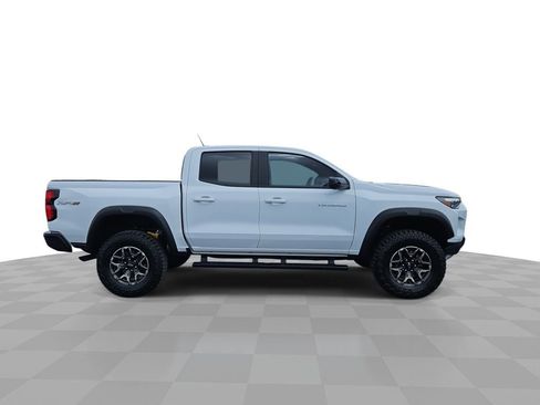 Used 2026 Chevrolet Colorado ZR2 w/ Technology Package image 9