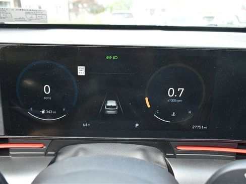 Used 2023 Nissan Rogue S AWD/4WD image 42